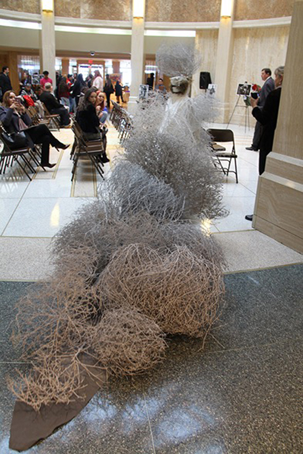One-of-Many
The Roundhouse/New Mexico State Capitol

Painted Tumbleweeds, Fabric

$ 25,000  (Original Performance Work)
