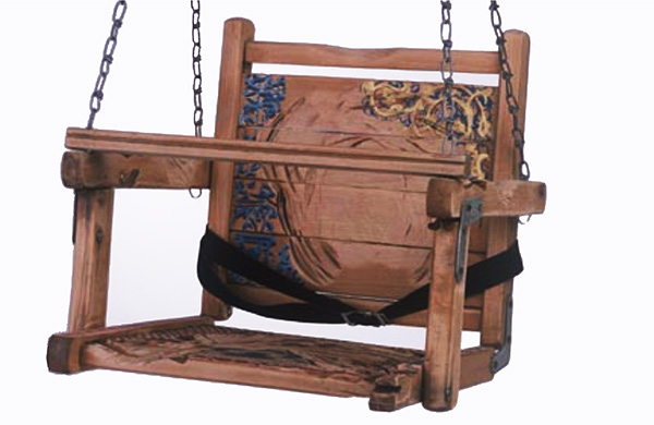 pushSWING

found object-wood, chain, acrylic paint

H. 11” W. 12” D. 10″
chain: variable length

$5400